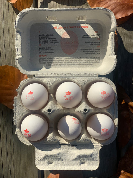 6 Uova small da gallina giovane Livornese